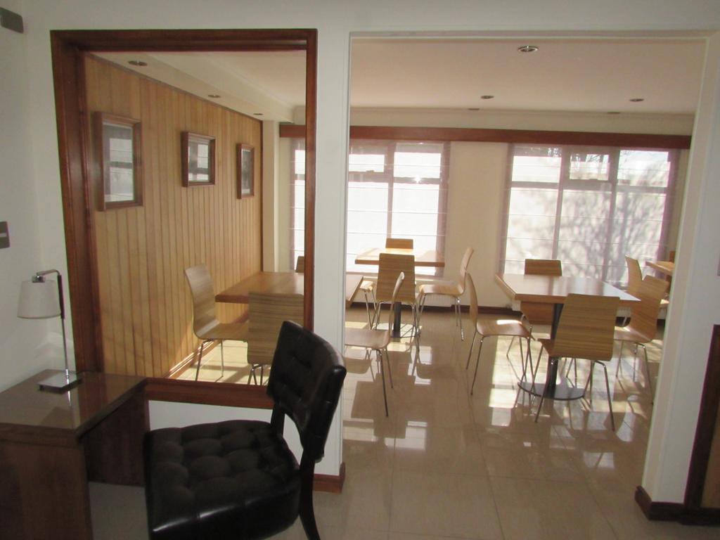 Hostal Buena Estancia Punta Arenas Luaran gambar