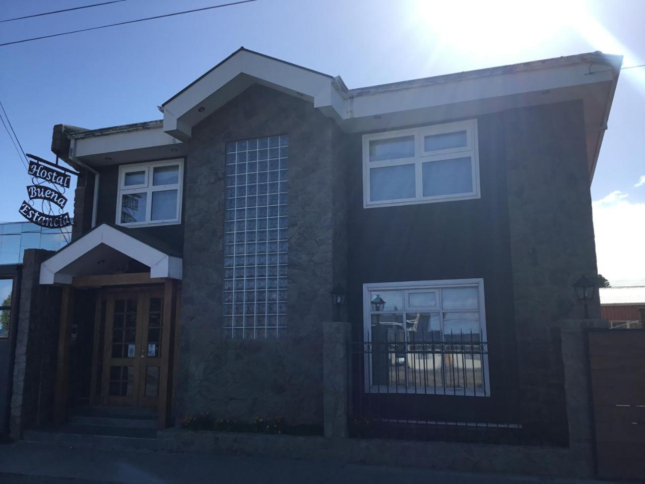 Hostal Buena Estancia Punta Arenas Luaran gambar